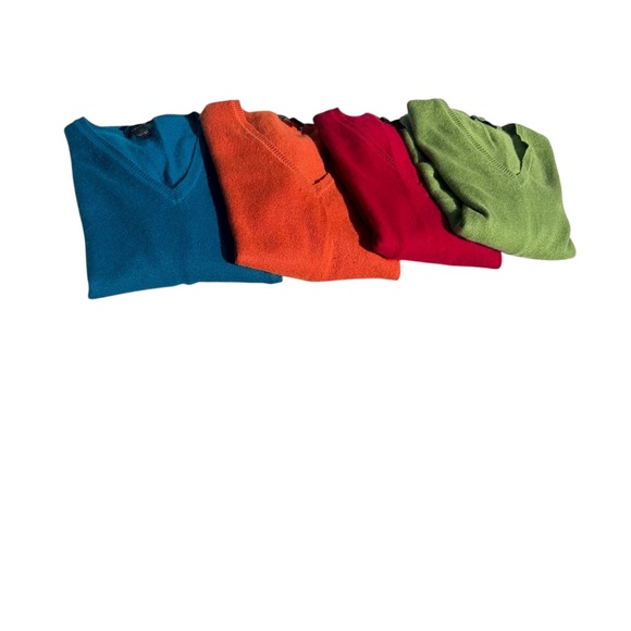 Only Mine 100 Cashmere V-Neck Sweaters - Picture 1 of 6